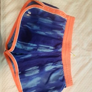Underarmour running shorts